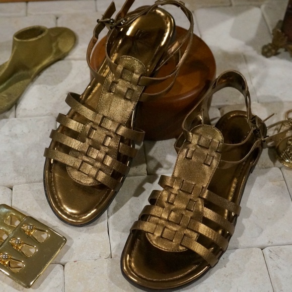 White Mountain Sandals - Picture 2 of 5